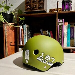🛼187 Killer Pads helmet S roller skater gear green🛼 NEW with Tags😎